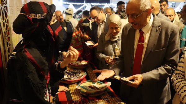 جامعة الإسكندرية تحتفل بيوم الجاليات الثقافي بمشاركة طلاب 19 جنسية جامعة الإسكندرية تحتفل بيوم الجاليات الثقافي بمشاركة طلاب 19 جنسية