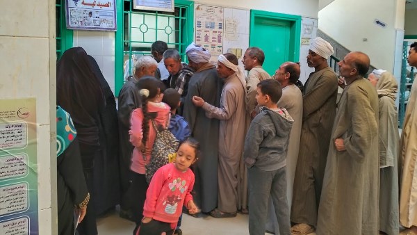 حياة كريمة بسوهاج.. تقديم خدمات طبية مجانية لـ 5.350 مواطنًا حياة كريمة بسوهاج.. تقديم خدمات طبية مجانية لـ 5.350 مواطنًا