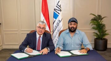 توقيع عقد مشروع صناعات معدنية بين الهيئة العامة للمنطقة الاقتصادية وشركة هندية في الإسماعيلية شرق