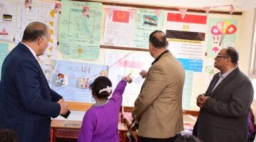 مدير تعليم بورسعيد يشهد تطبيق «أساسيات التدريس» وأثره الإيجابي على الطلاب