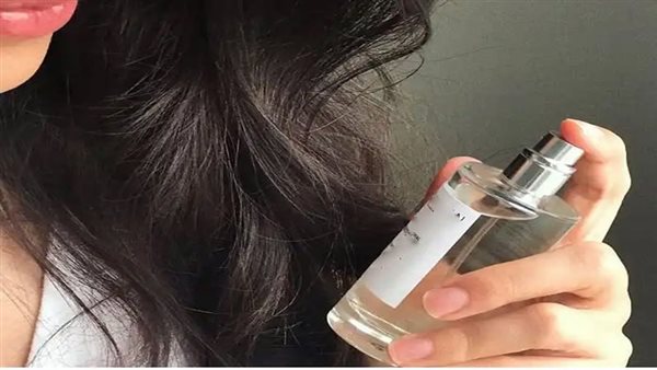 أفضل عطر لشعر ثابت: رائحة تدوم وأناقة متجددة أفضل عطر لشعر ثابت: رائحة تدوم وأناقة متجددة
