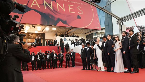 مهرجان كان السينمائي يكشف عن لجنة تحكيمه برئاسة بيري وسترونج مهرجان كان السينمائي يكشف عن لجنة تحكيمه برئاسة بيري وسترونج