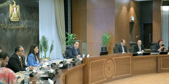 رئيس الوزراء: مؤشر البطالة حقق نتائج جيدة للغاية.. وانخفض إلى 6.6% رئيس الوزراء: مؤشر البطالة حقق نتائج جيدة للغاية.. وانخفض إلى 6.6%