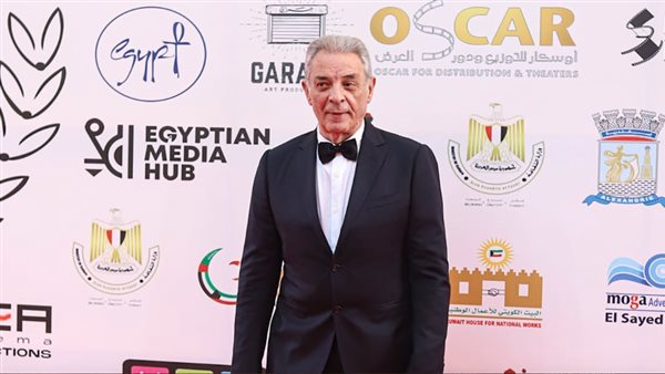 محمود حميدة: المرأة مظلومة في السينما.. أجر الفنانة ربع أجر الرجل محمود حميدة: المرأة مظلومة في السينما.. أجر الفنانة ربع أجر الرجل