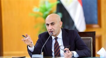 بأسلوب الفترات الممتدة والفصول المتنقلة.. وزير التعليم: أعددنا خطة طموحة للحد من الكثافات