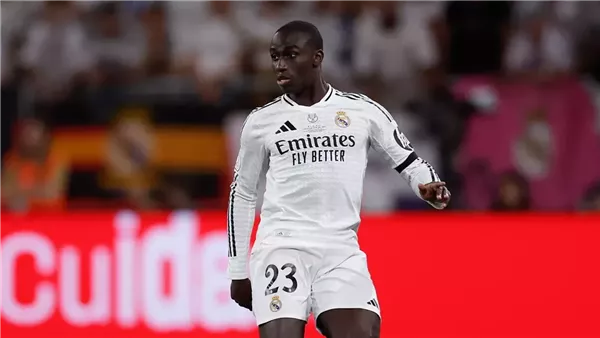 ريال مدريد يكشف تفاصيل إصابة ميندي بعد خروجه من نهائي كأس الملك ريال مدريد يكشف تفاصيل إصابة ميندي بعد خروجه من نهائي كأس الملك