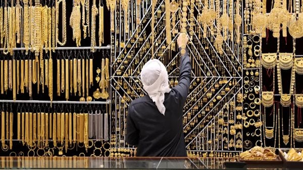 عيار 21 بـ354 درهمًا.. أسعار الذهب في الإمارات اليوم الثلاثاء 29 أبريل 2025 عيار 21 بـ354 درهمًا.. أسعار الذهب في الإمارات اليوم الثلاثاء 29 أبريل 2025
