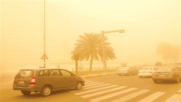 نصائح للسائقين لتفادي الحوادث خلال العواصف الترابية غدًا نصائح للسائقين لتفادي الحوادث خلال العواصف الترابية غدًا