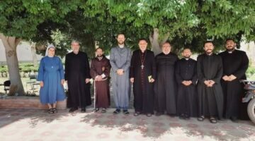 الأنبا بشارة يلتقي مسئولي لجنة الدعوات الأسقفية بالكنيسة الكاثوليكية بمصر