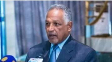 عاجل|البرهان يكلف السفير دفع الله الحاج بتسيير مهام رئيس وزراء السودان
