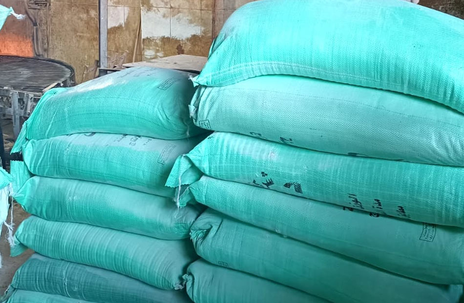 ضبط 60 شيكارة دقيق بلدي مدعم قبل بيعها في السوق السوداء بدمنهور ضبط 60 شيكارة دقيق بلدي مدعم قبل بيعها في السوق السوداء بدمنهور
