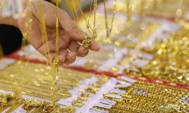 أسعار الذهب اليوم الخميس 10-4-2025 في مصر.. كم قيمة عيار 21 الآن؟ أسعار الذهب اليوم الخميس 10-4-2025 في مصر.. كم قيمة عيار 21 الآن؟