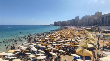 محافظة الإسكندرية تعلن أسعار وتصنيفات الشواطئ لصيف 2025