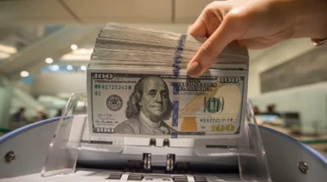 بعد خفض سعر الفائدة.. انخفاض سعر الدولار مقابل الجنيه المصري في هذه البنوك