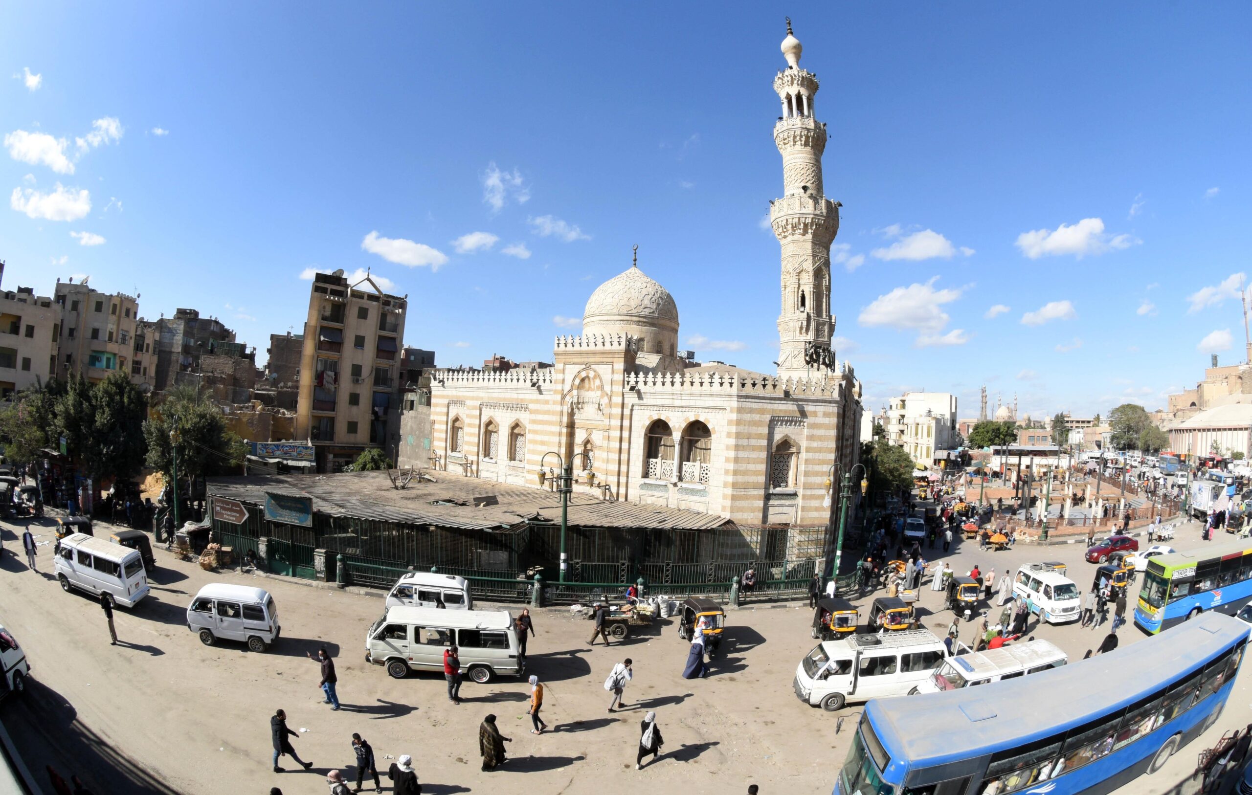 ممشى سياحي من المسجد إلى القلعة.. خطة شاملة لتطوير منطقة السيدة عائشة ممشى سياحي من المسجد إلى القلعة.. خطة شاملة لتطوير منطقة السيدة عائشة