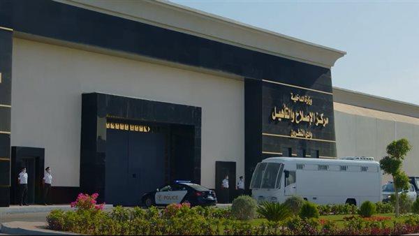 مصدر أمني ينفي احتجاج نزلاء مركز إصلاح وتأهيل من سوء معاملة أهليتهم أثناء الزيارات مصدر أمني ينفي احتجاج نزلاء مركز إصلاح وتأهيل من سوء معاملة أهليتهم أثناء الزيارات