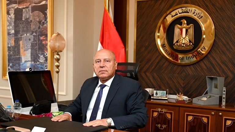كامل الوزير: ماكرون استجاب لطلب الرئيس السيسي بتشغيل المونوريل تحت إدارة مصرية بالكامل