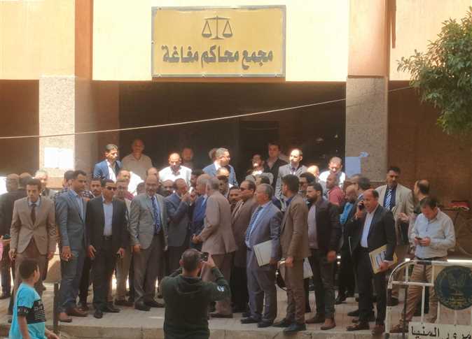 محامو المنيا يمتنعون عن السداد في خزائن المحاكم احتجاجا على قرار زيادة الرسوم القضائية محامو المنيا يمتنعون عن السداد في خزائن المحاكم احتجاجا على قرار زيادة الرسوم القضائية