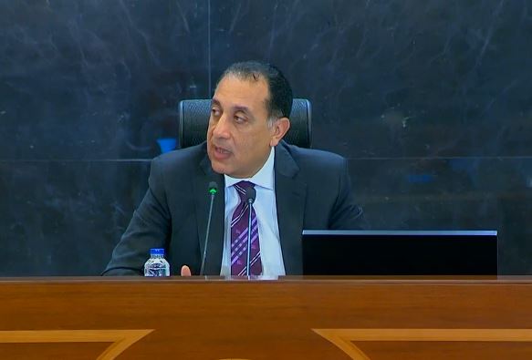 مدبولي: دراسة إضافة اسم الأم لبطاقة الرقم القومي لمواجهة تشابه الأسماء