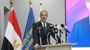 وزير الاتصالات: نستهدف تدريب أكثر من 30 ألف متخصص في الذكاء الاصطناعى ودعم 250 شركة ناشئة