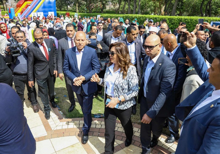 وزراء التنمية المحلية والشباب والرياضة والأوقاف والعمل ومحافظ القاهرة يشهدون احتفالية العاصمة بعيد اليتيم