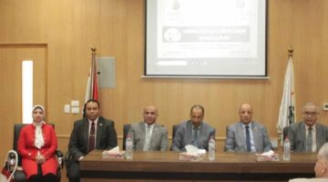 المراهنات والمقامرة عبر الإنترنت ومخاطرها على الأمن الاجتماعي.. ندوة توعوية بجامعة أسيوط