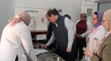 نائب وزير الصحة يتفقد مستشفيات الإسكندرية لمتابعة سير العمل