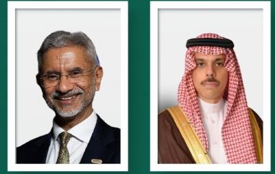 وزير الخارجية السعودي يبحث مع نظيريه الهندي والباكستاني الأوضاع في المنطقة