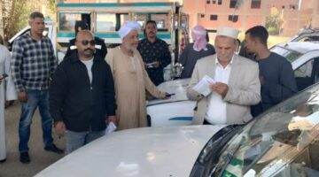استجابة لما نشرته الشروق.. حملات رقابية على مواقف إسنا بالأقصر لضبط المتلاعبين في تسعيرة الركوب