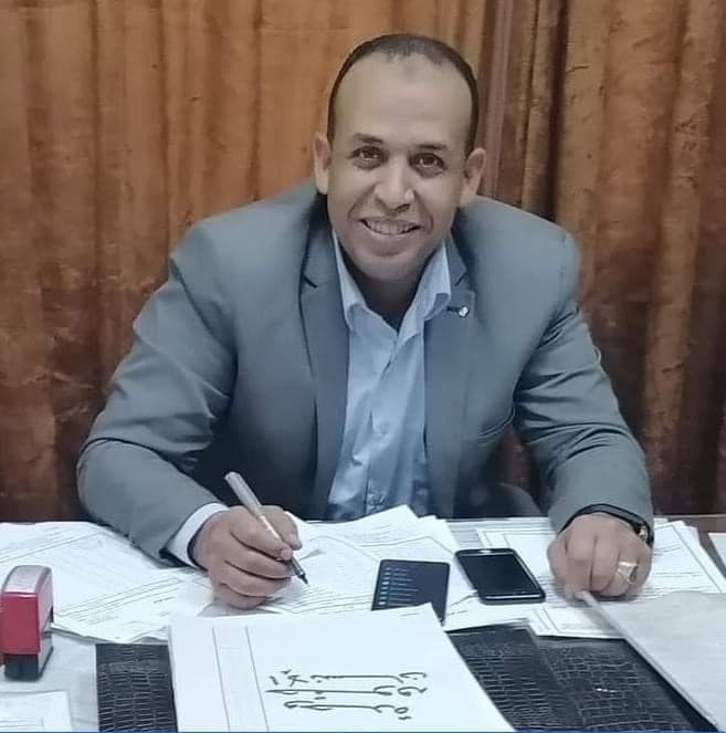 رئيس مدينة قوص يحيل رئيس قرية الكلالسة للتحقيق لتقاعسه عن أداء مهامه الوظيفية رئيس مدينة قوص يحيل رئيس قرية الكلالسة للتحقيق لتقاعسه عن أداء مهامه الوظيفية