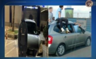 ضبط سائق استعرض بسيارته أثناء جلوس أطفال خارجها بالقاهرة ضبط سائق استعرض بسيارته أثناء جلوس أطفال خارجها بالقاهرة