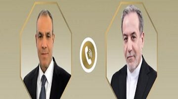 وزير الخارجية لنظيره الإيراني: يجب ضبط النفس وعدم اتخاذ خطوات تسهم في زيادة التوترات بالإقليم