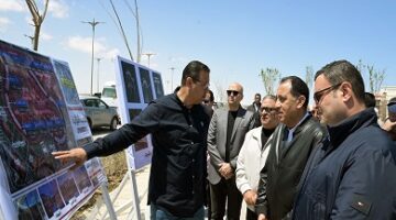 رئيس الوزراء يتفقد مشروع مارينا By The Lake M8 بمدينة العلمين الجديدة