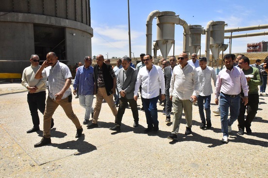 محافظ أسيوط يتفقد صوامع مطاحن مصر الوسطى بالتزامن مع توريد القمح محافظ أسيوط يتفقد صوامع مطاحن مصر الوسطى بالتزامن مع توريد القمح