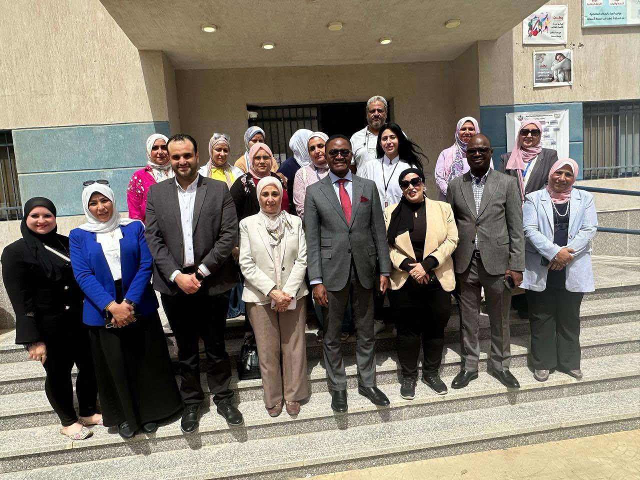 الصحة: وفد من المركز الأفريقي لمكافحة الأمراض يزور مركز طب أسرة الهناجر ويشيد بآلية العمل الصحة: وفد من المركز الأفريقي لمكافحة الأمراض يزور مركز طب أسرة الهناجر ويشيد بآلية العمل