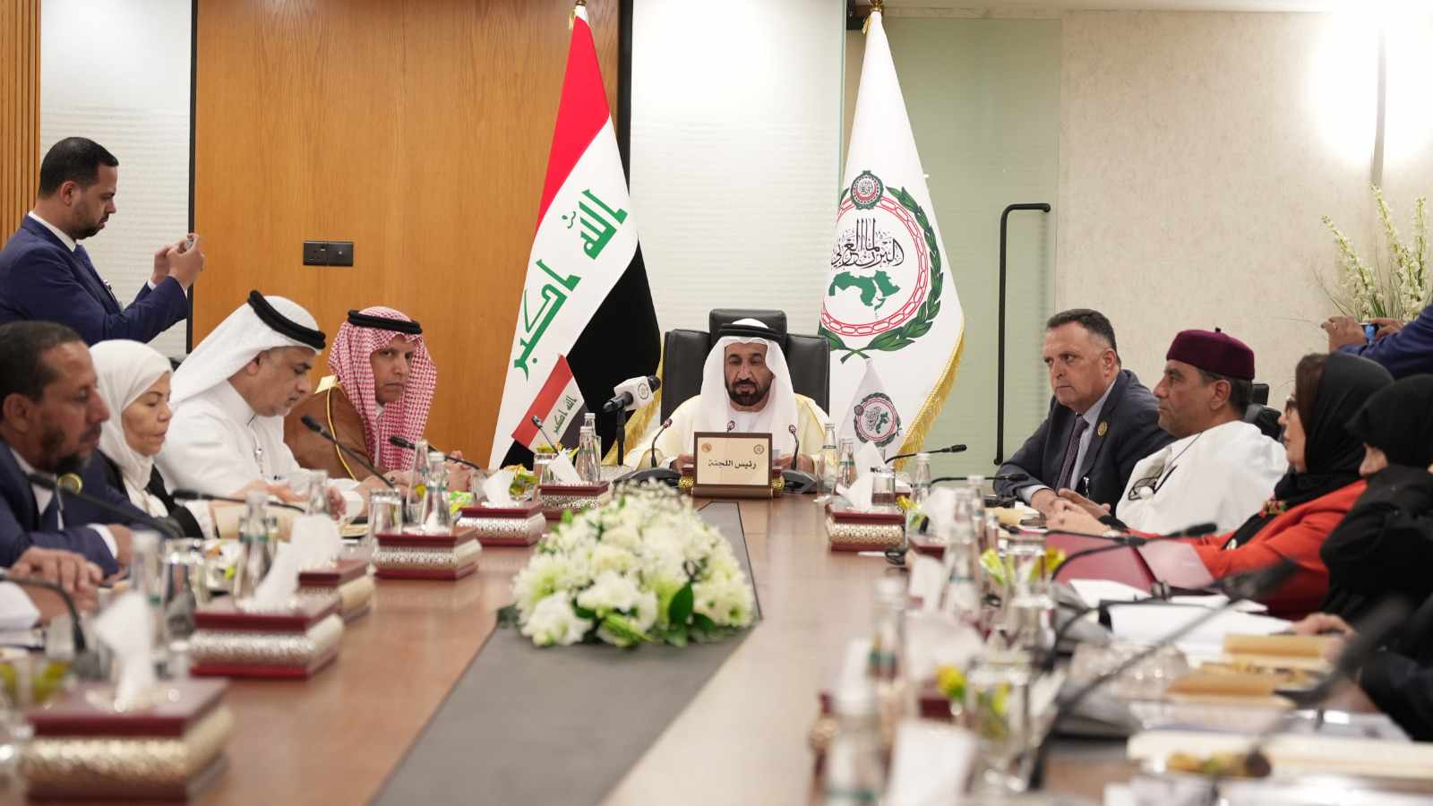 رئيس لجنة فلسطين في البرلمان العربي يطالب المجتمع الدولي بالتدخل العاجل لكسر الحصار الظالم على غزة رئيس لجنة فلسطين في البرلمان العربي يطالب المجتمع الدولي بالتدخل العاجل لكسر الحصار الظالم على غزة