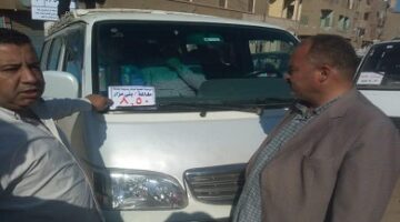 أهالي المنيا يشتكون عدم الالتزام بتعريفة المواصلات الجديدة.. السائقون: كل حاجة غليت
