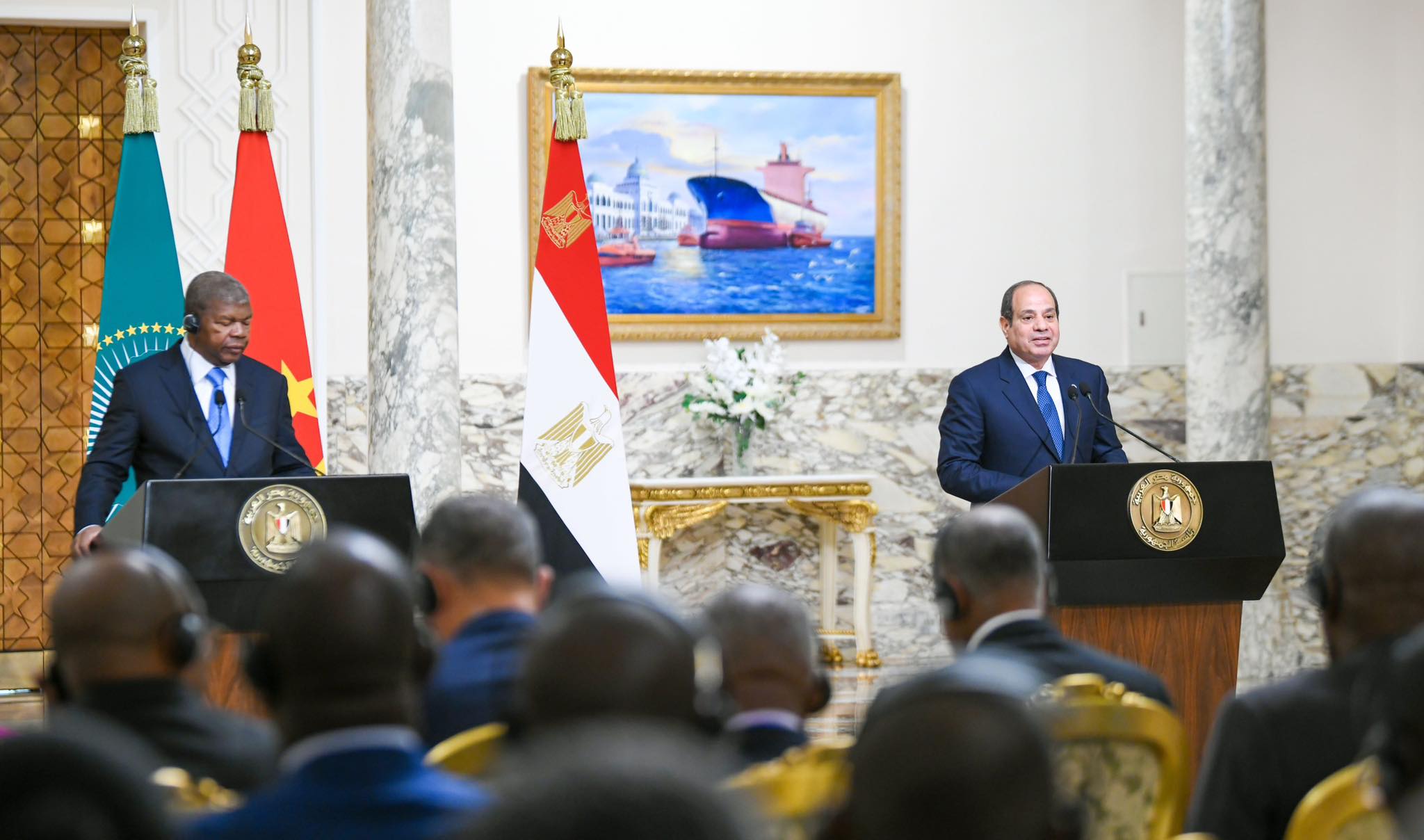 الرئيس السيسي يشدد على أهمية الإسراع بعملية الإصلاح المؤسسى للاتحاد الإفريقى الرئيس السيسي يشدد على أهمية الإسراع بعملية الإصلاح المؤسسى للاتحاد الإفريقى