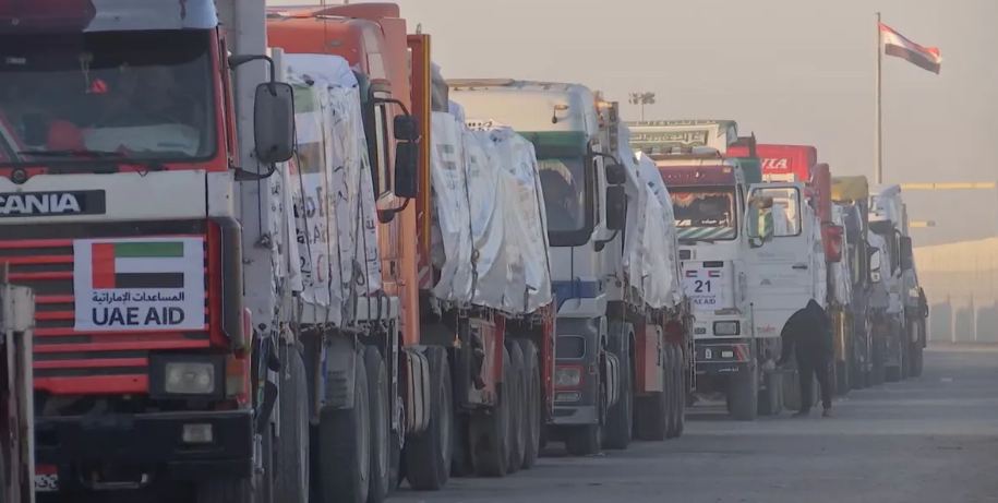 تقرير عبري يستعرض تفاصيل خطة إسرائيلية مزعومة لاستئناف المساعدات إلى غزة