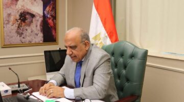 وزير الكهرباء يبحث مع مسئولي المفوضية الأوروبية سبل دعم التعاون والشراكة في مجالات الطاقة المتجددة