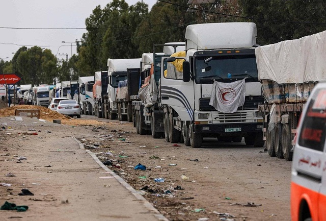 وسط تجويع إسرائيلي.. ويتكوف يتحدث عن مبادرات بشأن مساعدات لغزة وسط تجويع إسرائيلي.. ويتكوف يتحدث عن مبادرات بشأن مساعدات لغزة