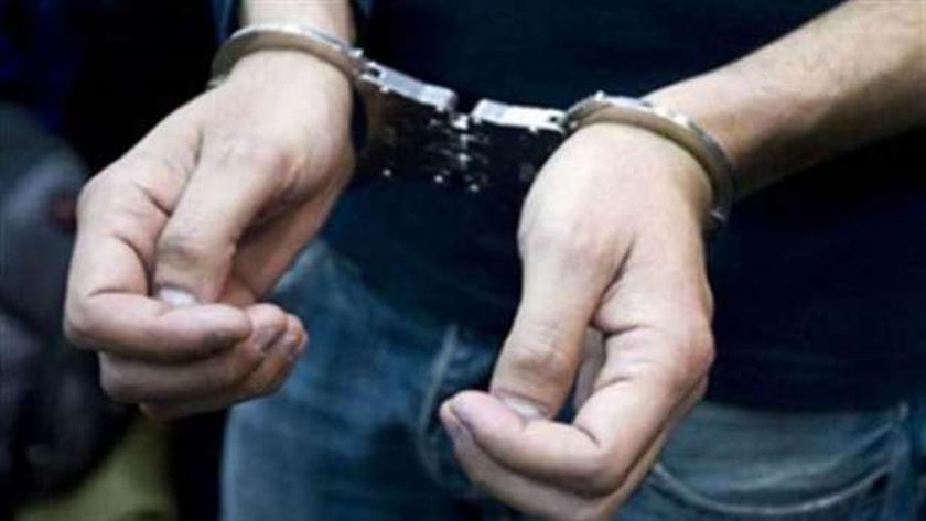 إحالة مشتبَه به في الاعتداء على 10 طالبات بمدرسة في الإسكندرية إلى المحاكمة الجنائية إحالة مشتبَه به في الاعتداء على 10 طالبات بمدرسة في الإسكندرية إلى المحاكمة الجنائية