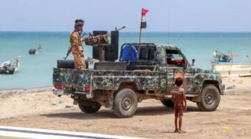 الحكومة اليمنية تعلن استعدادها فتح 3 طرقات في الحديدة