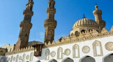 الأزهر يدين قتل مصلٍّ مسلم بخمسين طعنة في هجوم على مسجد بفرنسا