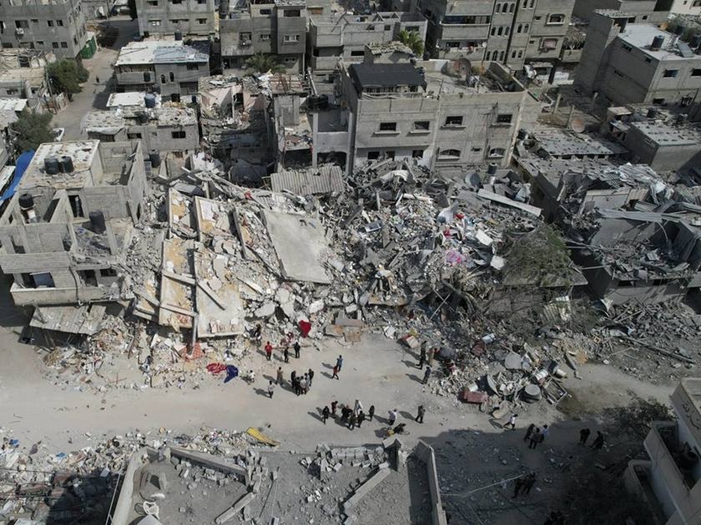 6 شهداء في قصف إسرائيلي شمال قطاع غزة 6 شهداء في قصف إسرائيلي شمال قطاع غزة