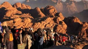 محافظ جنوب سيناء: سانت كاترين تجذب أكثر من ثلث مسيحيي العالم.. وتضم أول إنجيل بالعربية