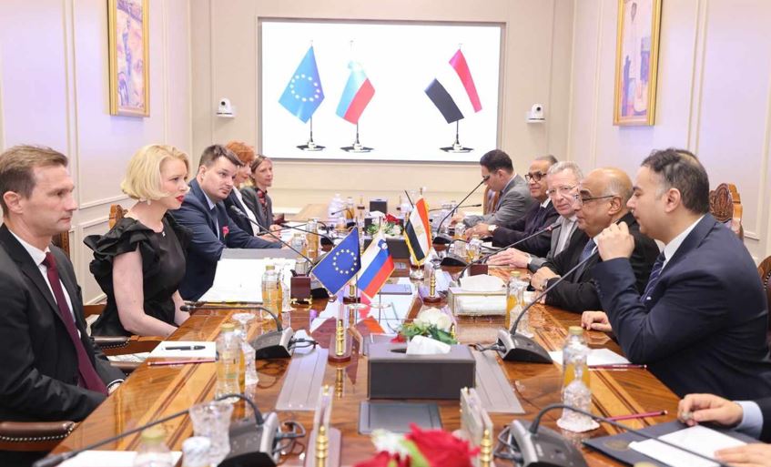 وزير العدل يستقبل رئيسة البرلمان السلوفيني ويؤكد عمق العلاقات الثنائية