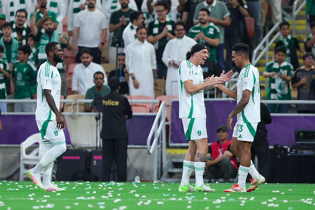 80 يومًا تكفي.. جالينو يتوج مسيرته مع الأهلي بالبصمة العاشرة 80 يومًا تكفي.. جالينو يتوج مسيرته مع الأهلي بالبصمة العاشرة