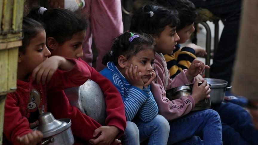 لازريني: أطفال غزة يتضورون جوعا.. وإسرائيل تمنع دخول الغذاء لازريني: أطفال غزة يتضورون جوعا.. وإسرائيل تمنع دخول الغذاء