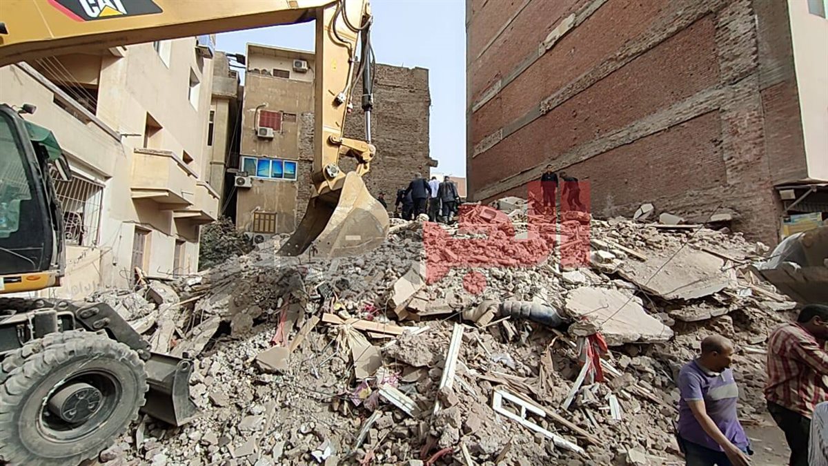 حادث عقار أسيوط